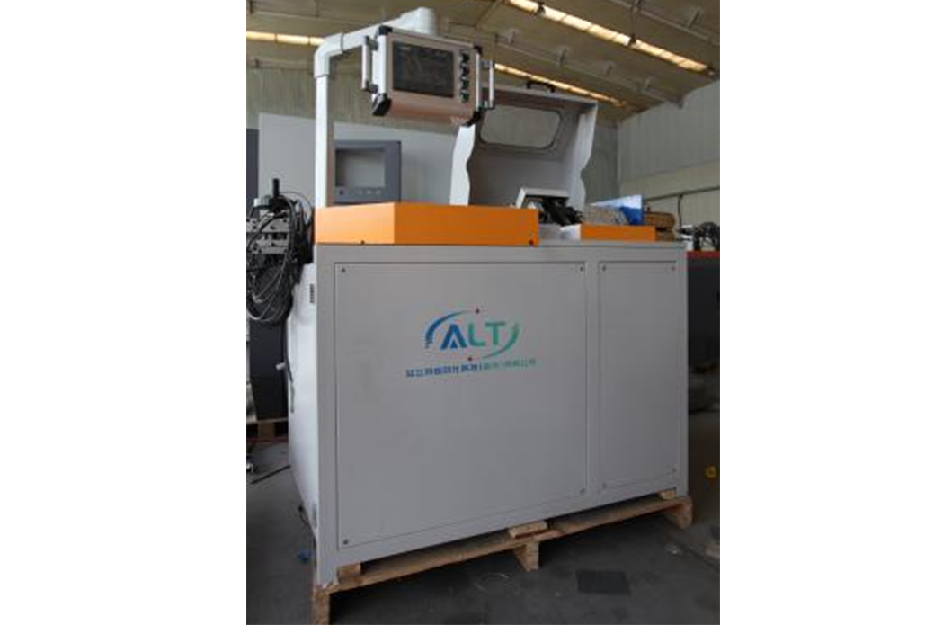 河北三丰橡塑制品有限公司:全自动截管机